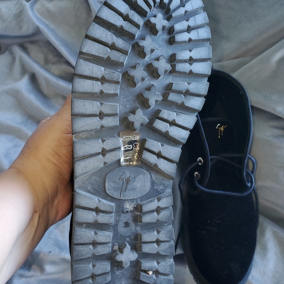 Giuseppe Zanotti black velvet boots 39 - Picture 3 of 5